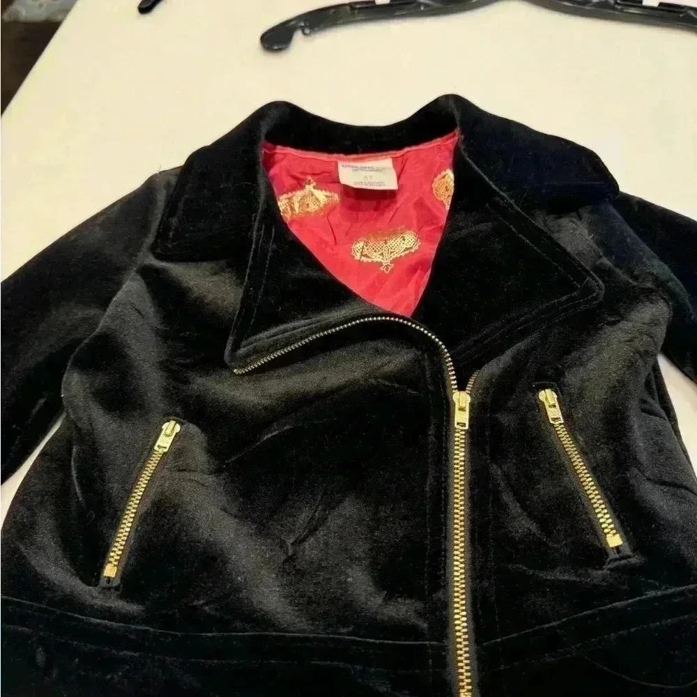 Genuine kids from OSHKOSH girls black velvet moto jacket size 5T